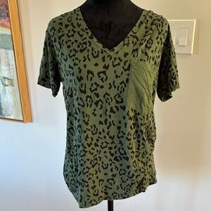 Kyte Green Leopard Print Short Sleeve Tee
